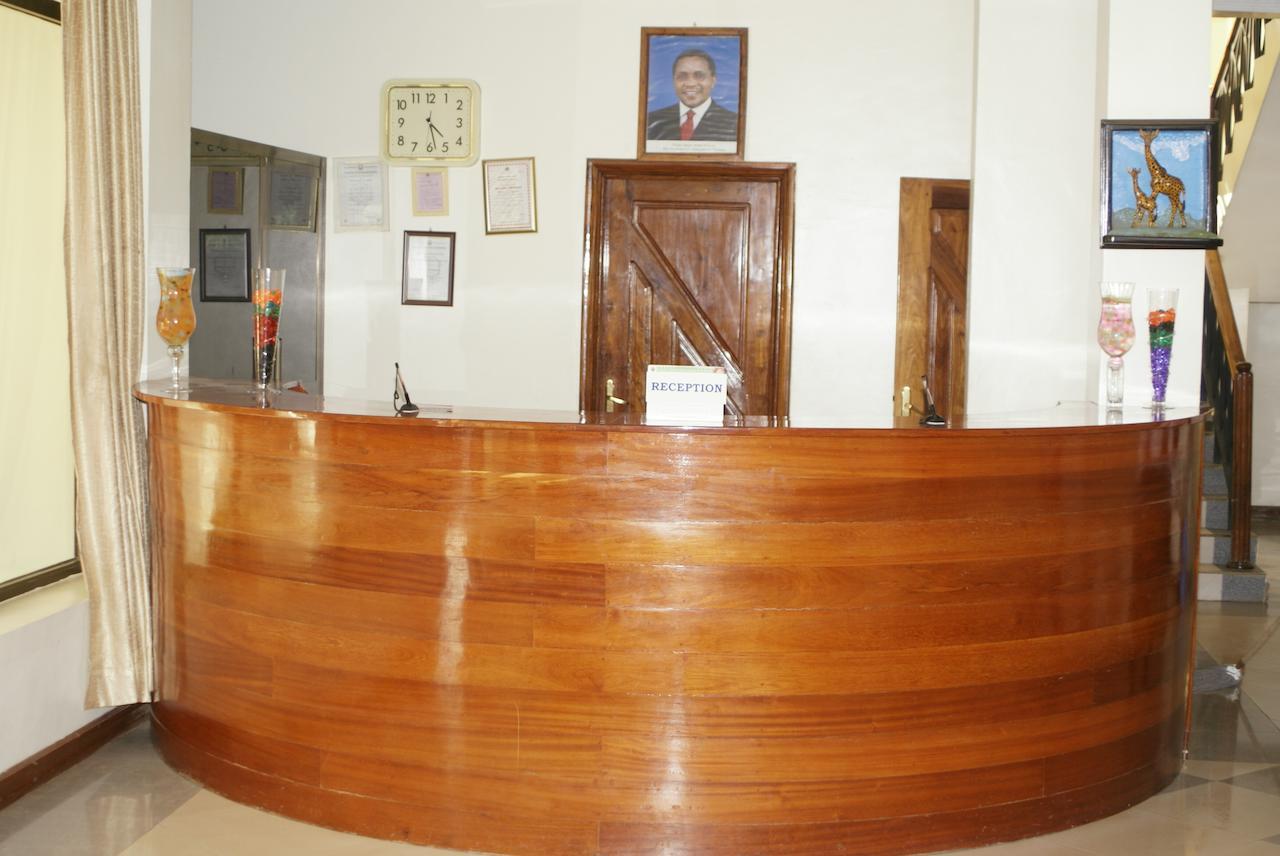 Briston Hotel Arusha Kültér fotó